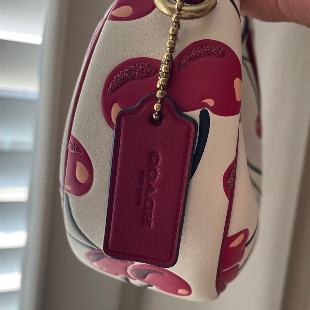 Authentic Coach Jonie Cherry Print bag NWOT - Picture 2 of 7